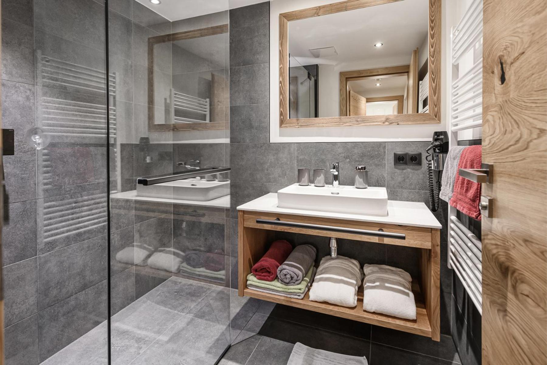 Apartment Nh96 Inklusive Kostenfreiem Eintritt In Die Alpentherme Bad Hofgastein Eksteriør bilde