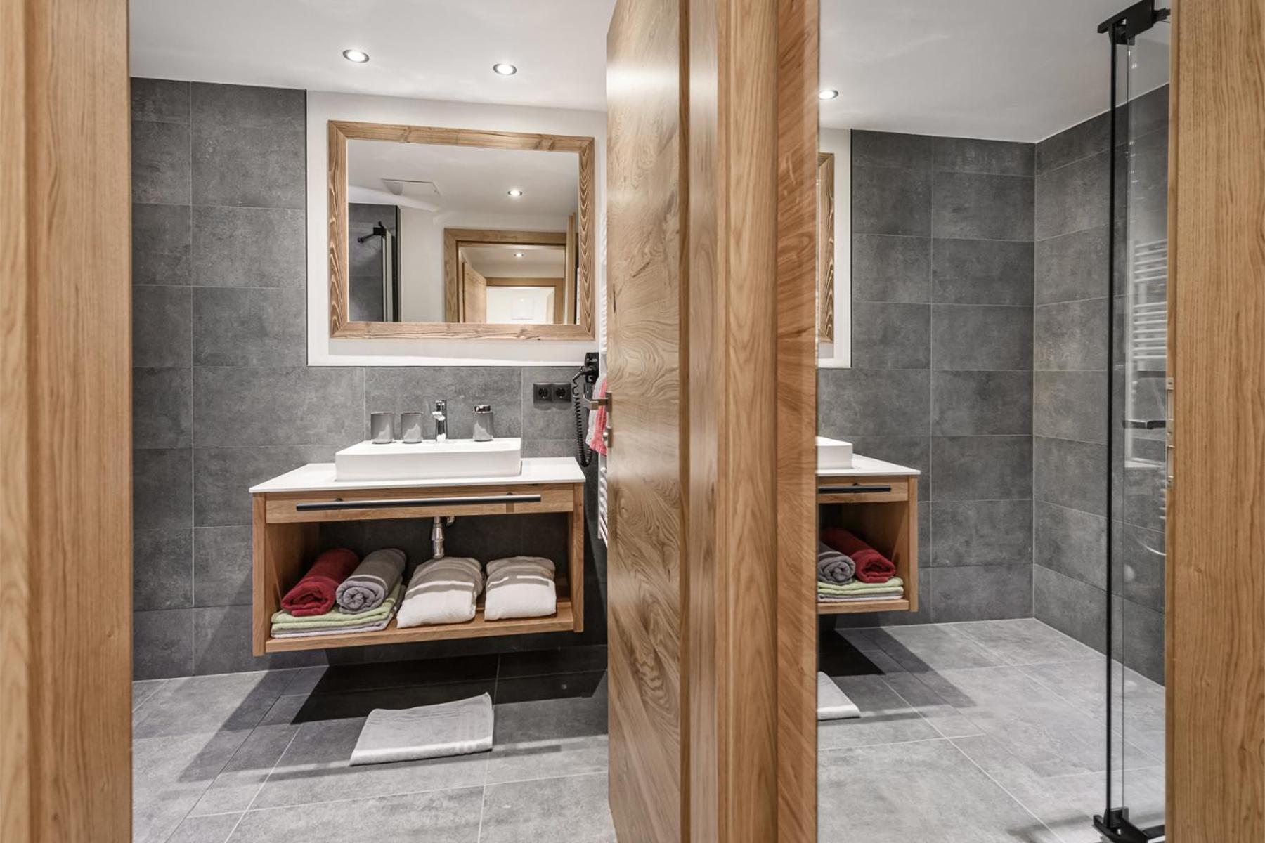 Apartment Nh96 Inklusive Kostenfreiem Eintritt In Die Alpentherme Bad Hofgastein Eksteriør bilde